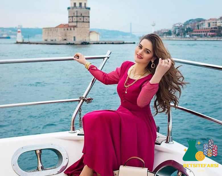عکس های سلبریتی پاکستانی را در کجا مشاهده کنیم؟